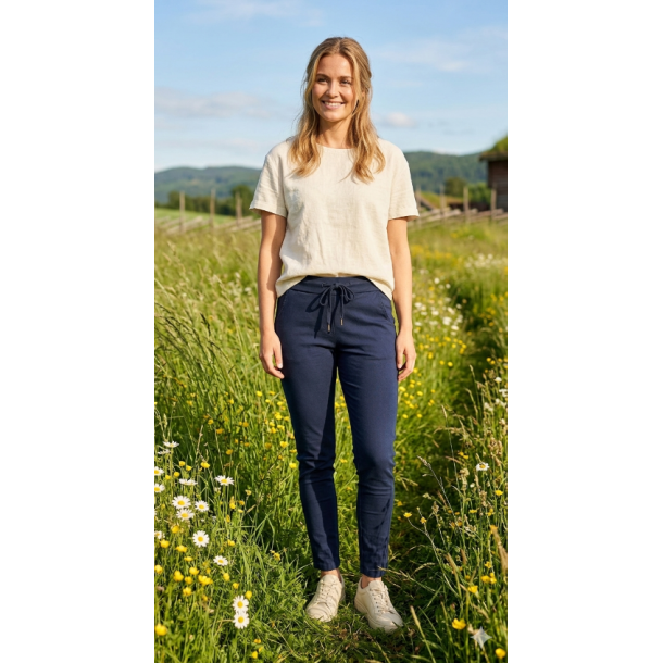 BUKSE MED SUPER STRETCH, VISCOSE, MARINEBL�