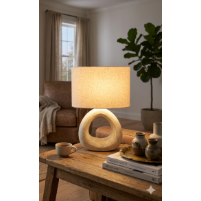 NYDELIG KERAMIKK LAMPE, LYS SANDFARGET MED SKJERM, H 35,5CM