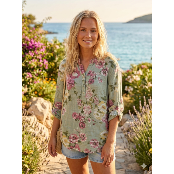 VAKKER BOMULLS BLUSE MED M�NSTER, GR�NN