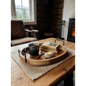 LEKKERT OVALT TREFAT MED METALL HANKER, 35 x 26 CM