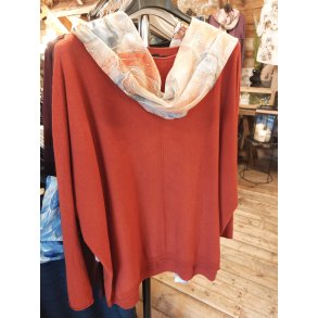 NYDELIG OG SUPERMYK ONE-SIZE GENSER MED FLETTEM�NSTER P� ERMET, VISCOSE BLANDING, RUSTFARGET