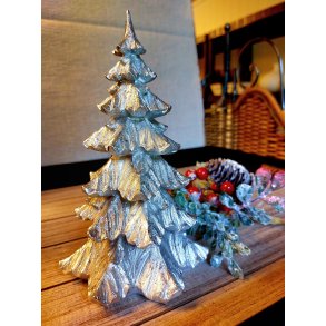 NYDELIG TRE I KERAMIKK, SLVFARGET, H 19 CM