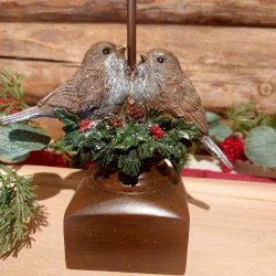 VAKKER KUBBELYSESTAKE MED FUGLER, H 22 CM