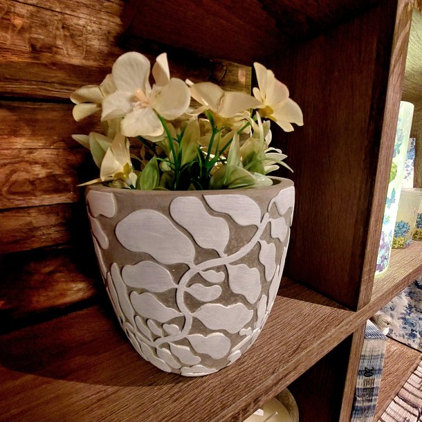 VAKKER BLOMSTERURNE I KERAMIKK MED STRUKTUR M�NSTER, GR�/HVIT H 11,5 CM