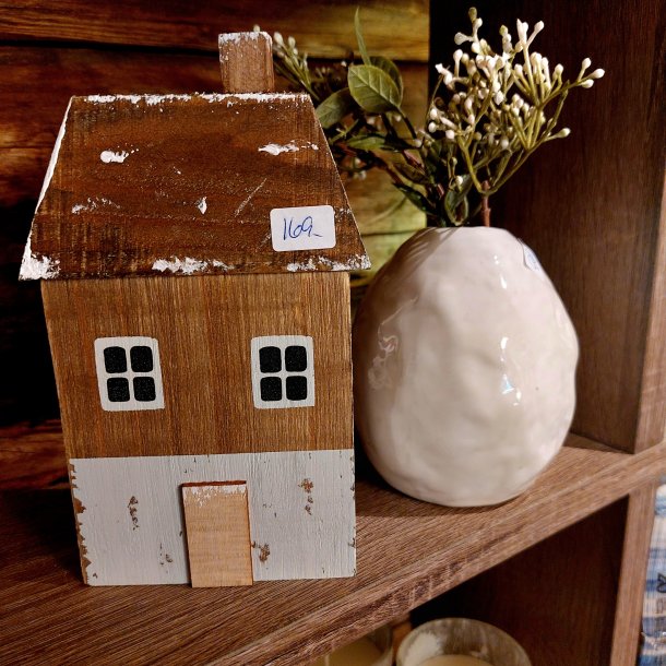 STILIG TREHUS, H 16 CM