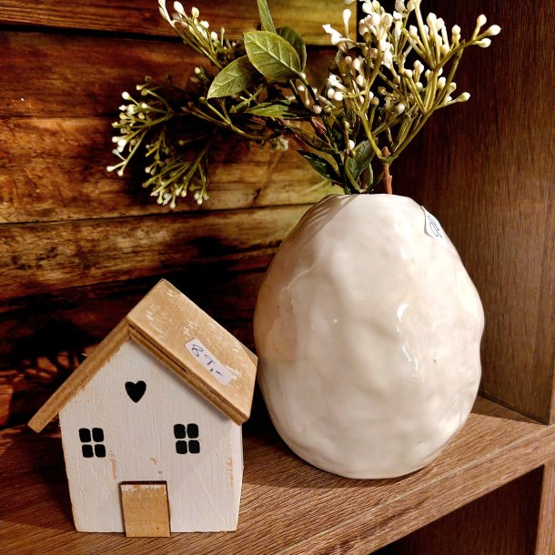 STILIG TREHUS, H 8 CM