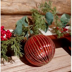 NYDELIG JULERD GLASSKULE MED GULLDEKOR, 8 CM