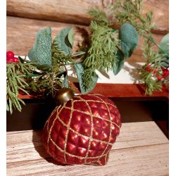 NYDELIG JULERD GLASSKULE MED GULLDEKOR, 8 CM