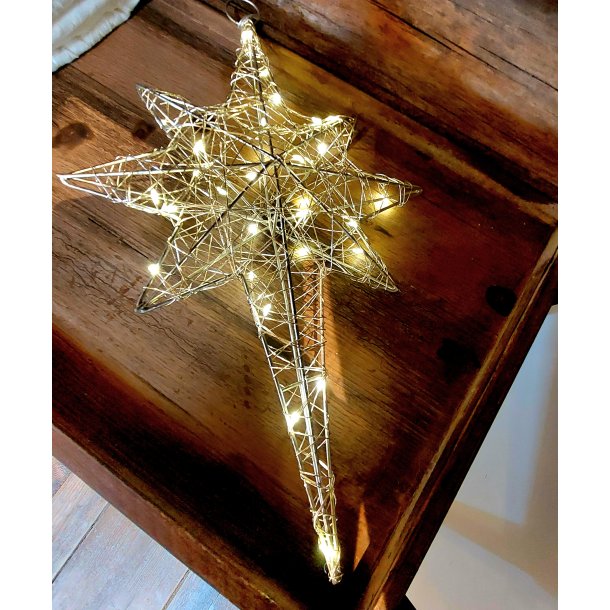 VAKKER STJERNE, SLVFARGET MED LEDLYS (BATTERI), H 25 CM