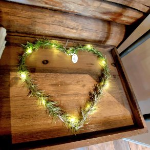 VAKKERT HJERTE, GRNT MED LYS, BATTERI (3 X AA), 25 CM