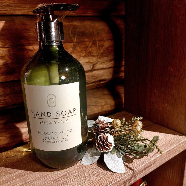 FLYTENDE S�PE, 500 ML MED EN MILD DUFT AV EUCALYPTUS
