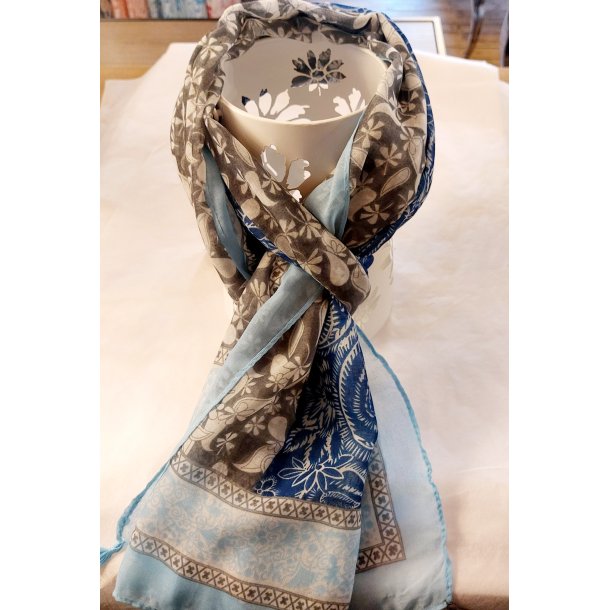  VAKKERT SKJERF, LYS BL�