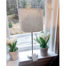 NYDELIG LAMPE MED M�NSTER P� HELE SKJERMEN, H 40 CM