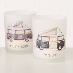 KOSELIG LYSGLASS MED CAMPINGMOTIV, HVIT, 9 X 10 CM