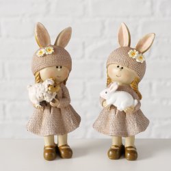 KOSELIG FIGUR, JENTE MED SAU, H 12,8 CM,