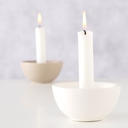 ENKEL OG STILIG LYSESTAKE I KERAMIKK, BEIGE