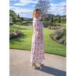 LEKKER KJOLE MED 3/4 ARM OG LOMMER, VISCOSE, ROSA