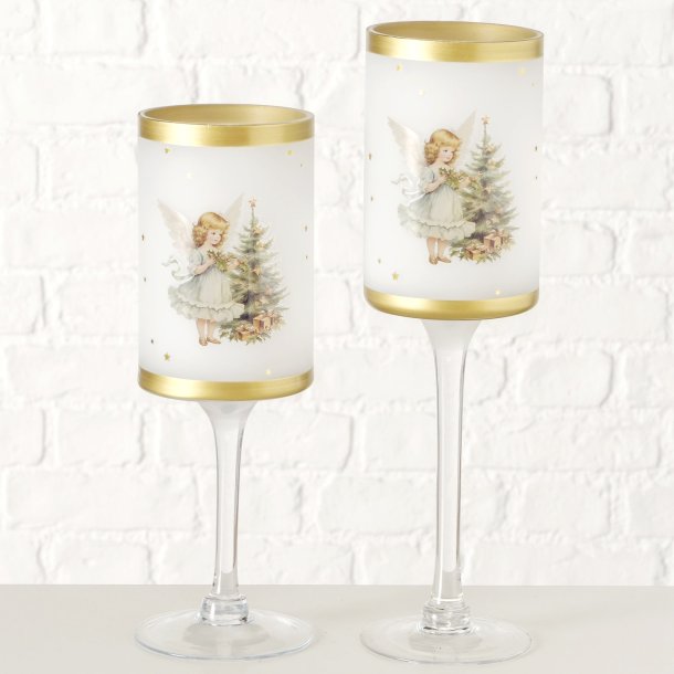 DET VAKRESTE LYSGLASS P� STETT MED ENGLEMOTIV, H 35 CM