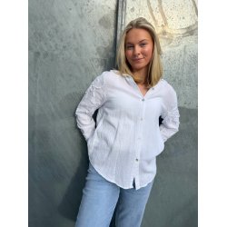 NYDELIG BOMULLS BLUSE MED BRODERI P� ERMET, HVIT