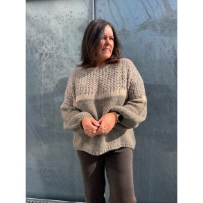 HERLIG OG MYK ONE-SIZE GENSER, BEIGE