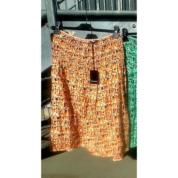 NYDELIG SOMMERSKJ�RT MED BRED STRIKK I LIVET, ORANGE