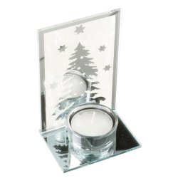 VAKKER SPEILSTAKE MED JULETRE, TIL ETT TELYS