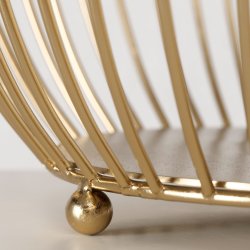 NYDELIG KURV/FAT P� STETT I METALL, GULLFARGET, H 50 CM