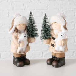 SJARMERENDE JULEGUTT MED LYS I TREET, H 20 CM