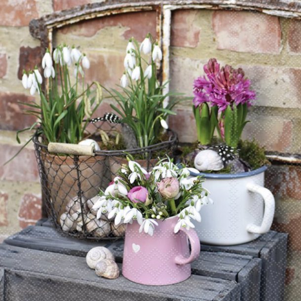 NYDELIG SERVIETT MED KURVER OG BLOMSTER, LUNCH