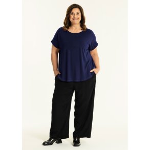 NYDELIG T-SHIRT I VISCOSE, MRK BL