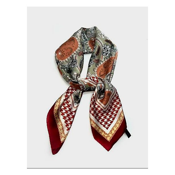 LEKKERT LITE SKJERF, BURGUNDER