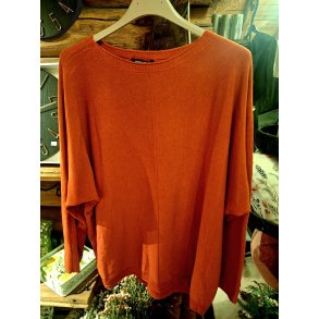 NYDELIG OG SUPERMYK ONE-SIZE GENSER MED FLETTE P� ERMET, VISCOSE BLANDING, RUSTFARGET