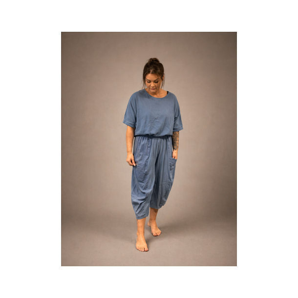 NYDELIG ONE-SIZE TOPP I LIN/BOMULL, JEANSBL�